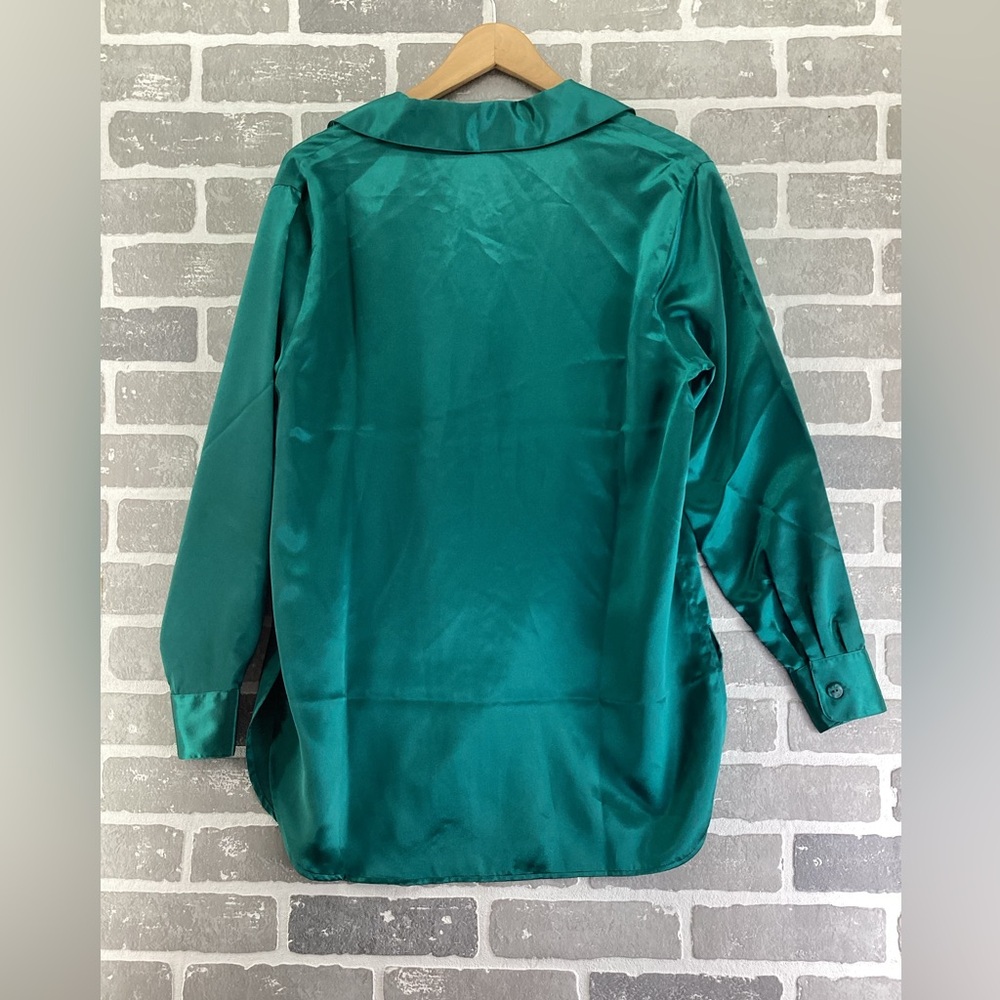 Vintage Diane Von furstenberg Teal Satin Button Front Oversized Top Size XS - Picture 4 of 4